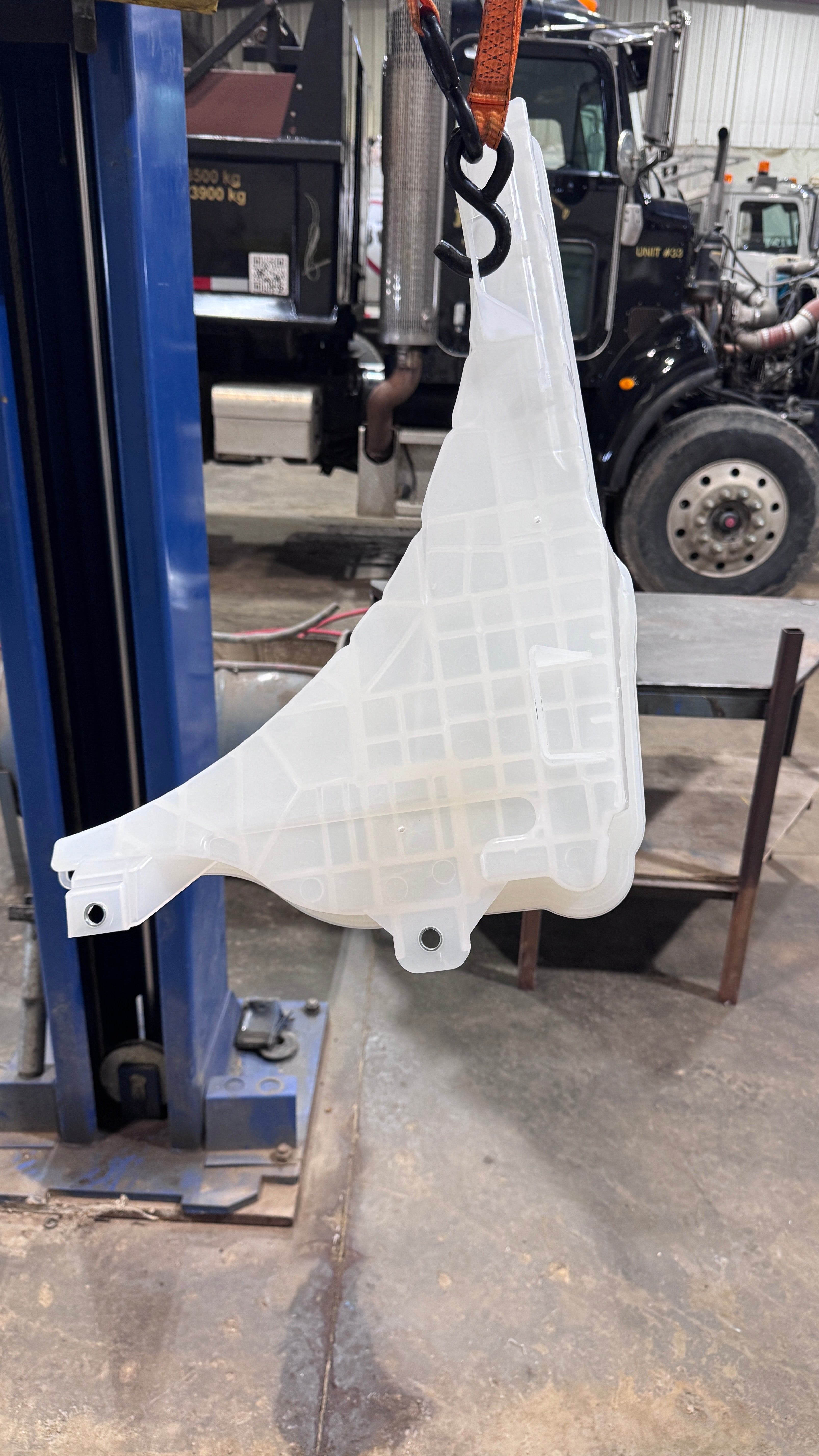 HD Coolant Surge Tank 575.1073BE - Freightliner Cascadia/Century/Columbia | rTech HDR