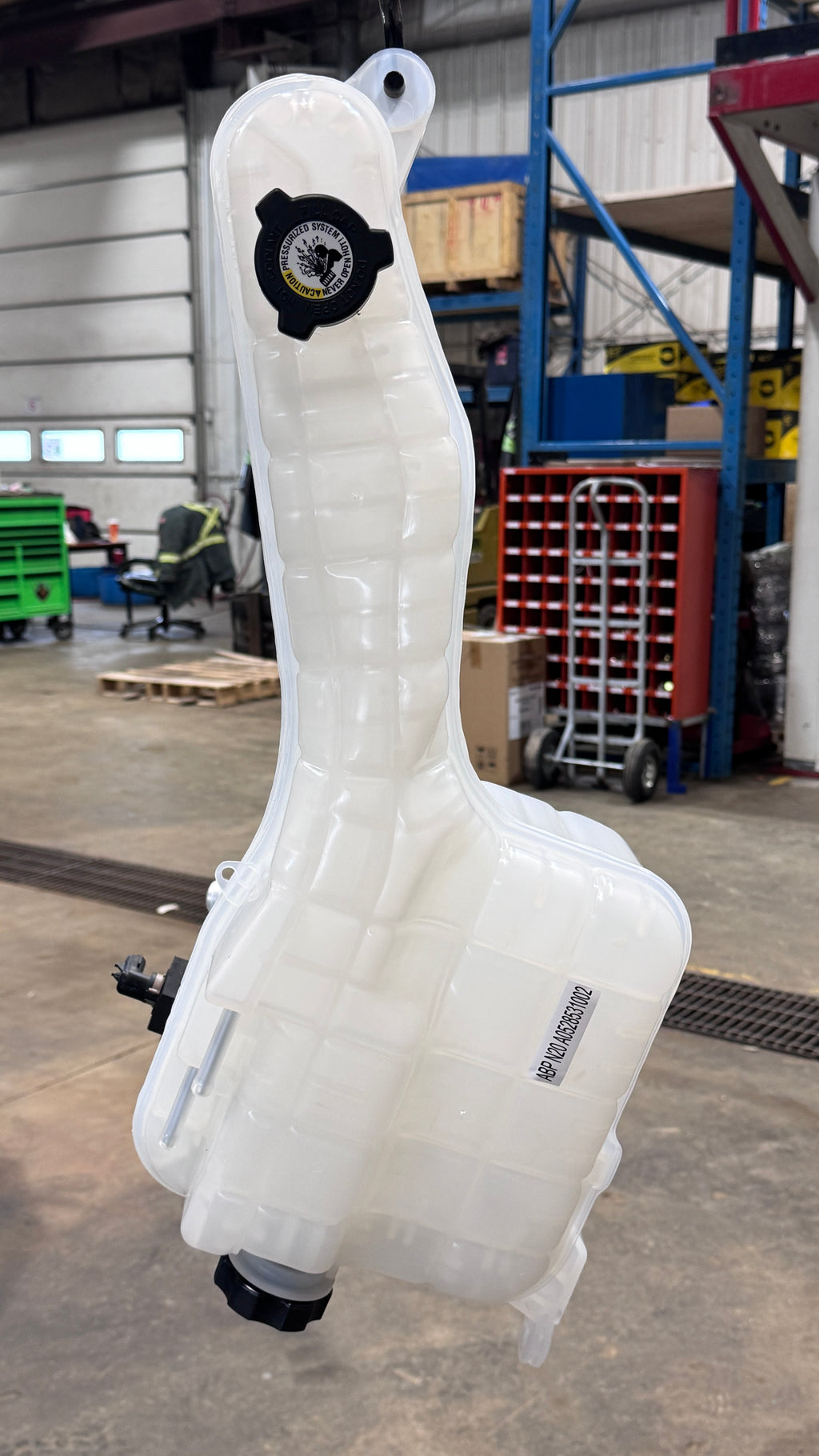 HD Coolant Surge Tank 1014 – Freightliner M2-106/108SD/114SD 2010-2017 | rTech HDR