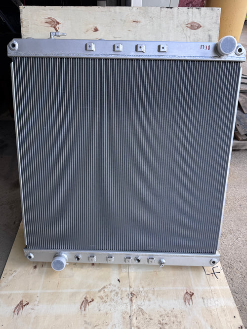 All-Aluminum Radiator 1738 - Freightliner Cascadia / M2 112 | rTech HDR