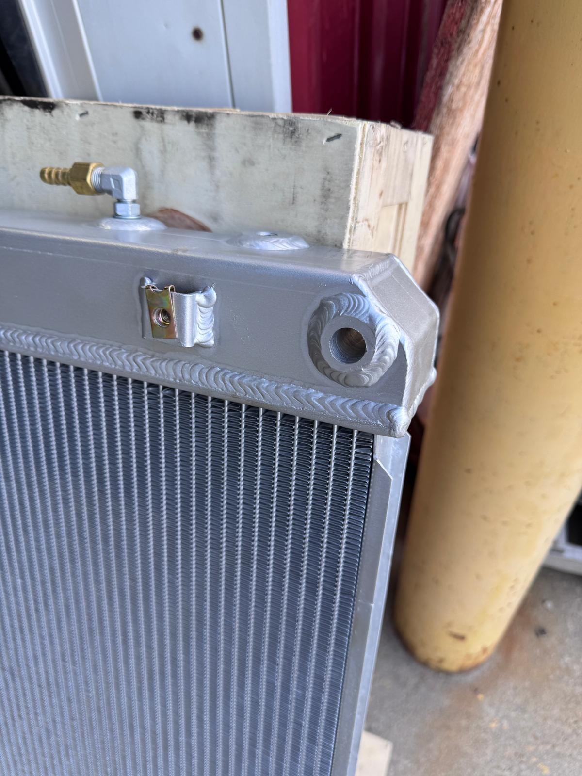 All-Aluminum Radiator 1738 - Freightliner Cascadia / M2 112 | rTech HDR