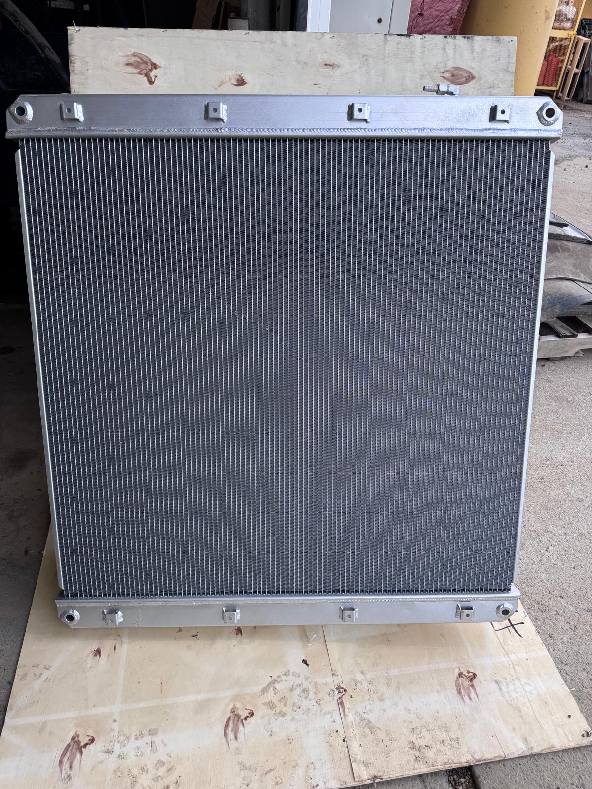 All-Aluminum Radiator 1738 - Freightliner Cascadia / M2 112 | rTech HDR