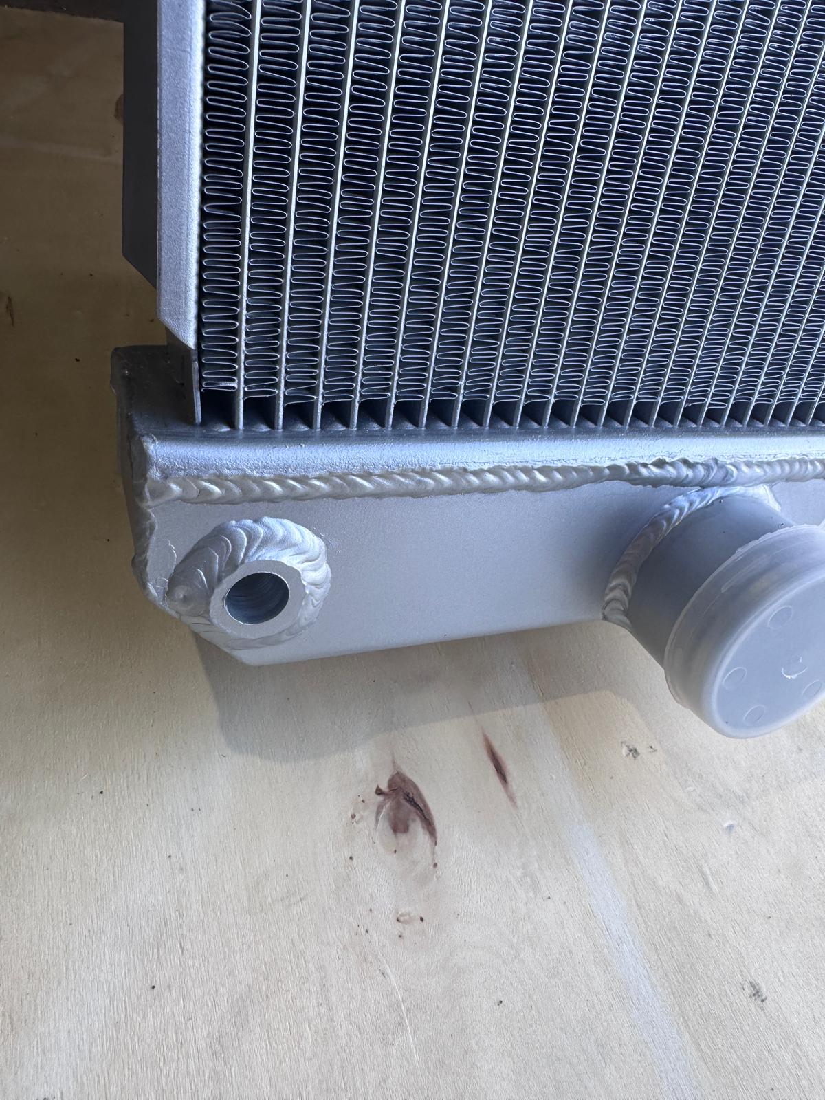 All-Aluminum Radiator 1738 - Freightliner Cascadia / M2 112 | rTech HDR