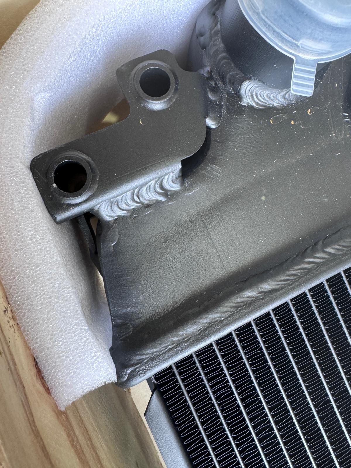 All-Aluminum Radiator 1744 – Freightliner M2 | rTech HDR